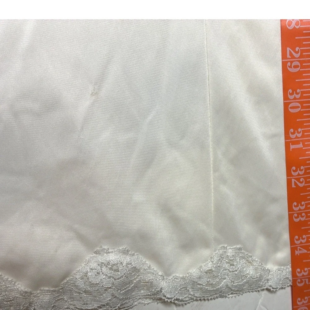 Vintage Wonder Maid Full Slip Lace Hem Slit Antron Nylon Ivory M USA